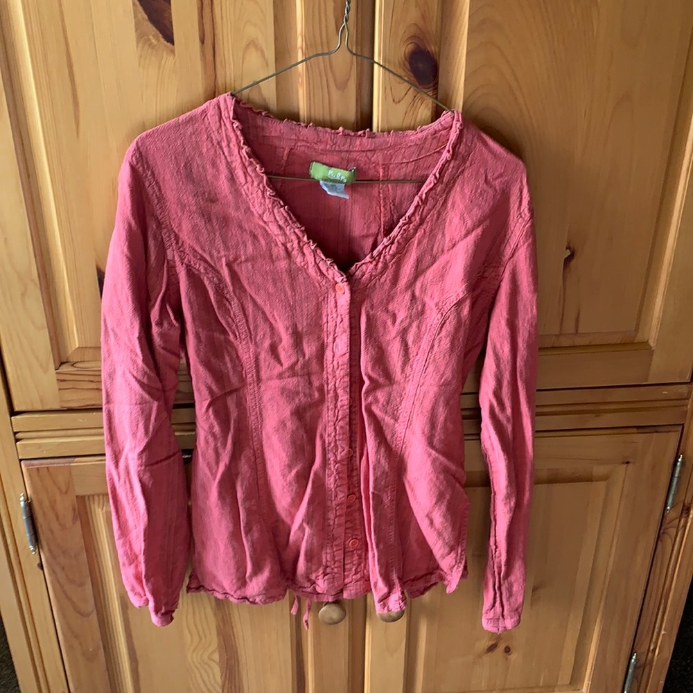 Long sleeve shirt. GUC. I may have worn twice.